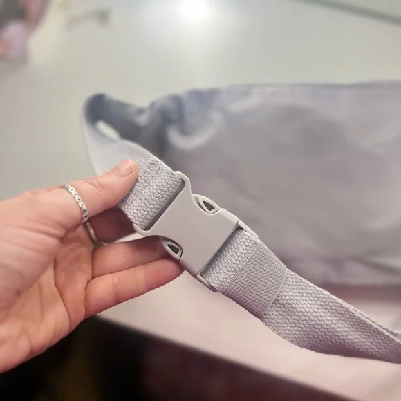 New Target Fannypack - Picture 4 of 4